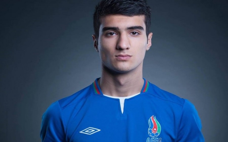 Mahir Əmrəli üzr istədi 