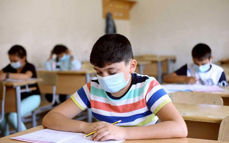 Qonşu ölkədə yeni dərs ili təxirə salındı 