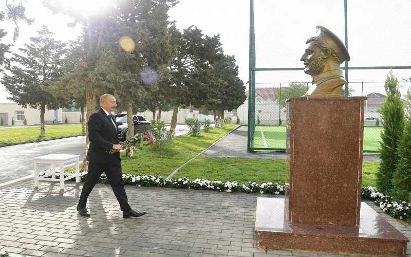 Prezident təhsil müəssisələrinin açılışını edib Prezident təhsil müəssisələrinin açılışını edib