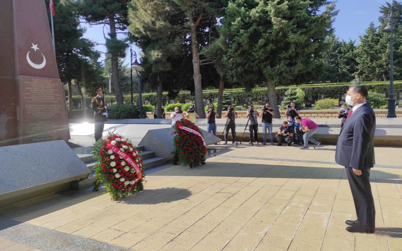 Bakının işğaldan azad olunmasının ildönümü münasibətilə tədbir keçirilib -  FOTOLAR
