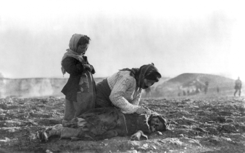 Erməni silahlıları Göyçənin Şorca kəndinin bütün kişilərini öldürürlər 