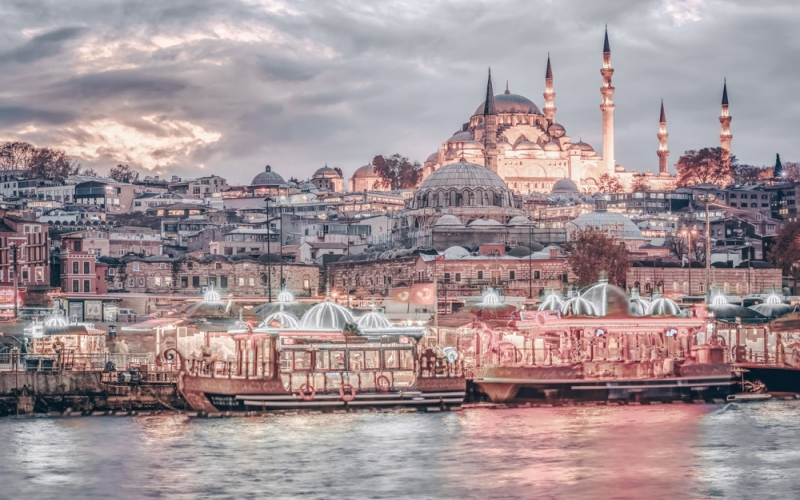 İstanbul həftə sonları turistlərin ixtiyarına verilir -  REPORTAJ - FOTOLAR