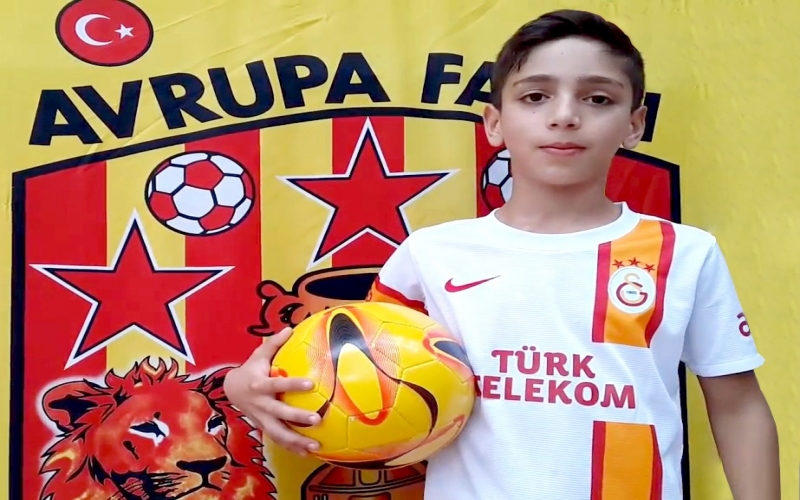 Azərbaycanın balaca Maradonası -  FOTO