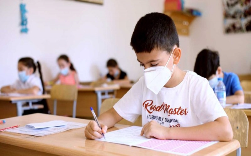 Məktəblər yay tətilindən sonra açılacaq? -  Rəsmi cavab