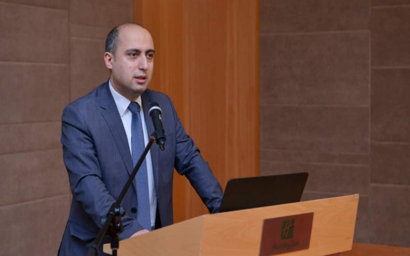 Nazir Azad Rəhimovun vəfatından yazdı 