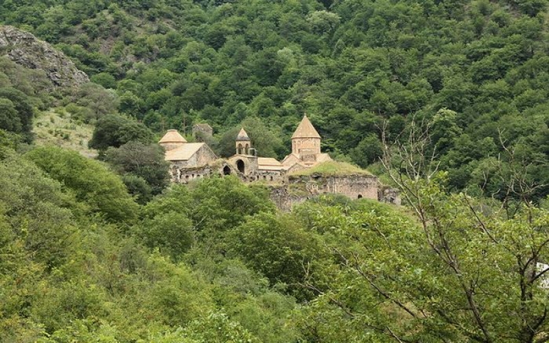 Kəlbəcərdə qar əridi, minalar ortaya çıxdı -  FOTO