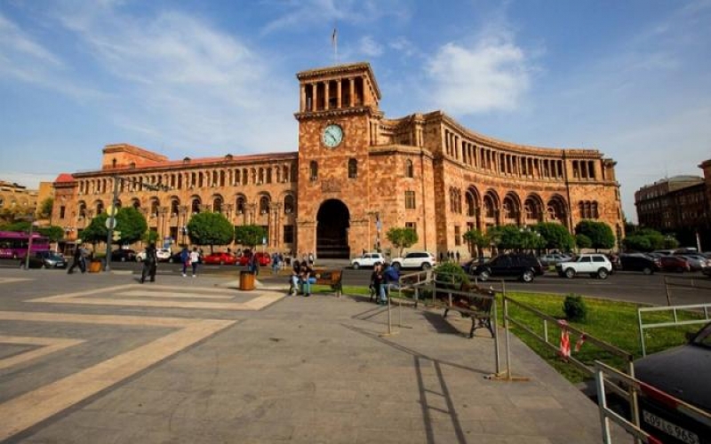 ABŞ dövlət katibinin müavini Yerevanda Qarabağ məsələsini  müzakirə edib