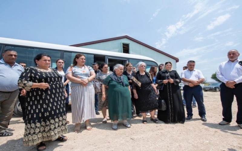 Zəngilanın Ağalı kənd sakinləri “Ağıllı kənd”də aparılan işlərlə tanış oldu -  FOTOLAR