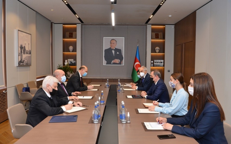 Ceyhun Bayramov Putinin xüsusi nümayəndəsi ilə görüşüb 