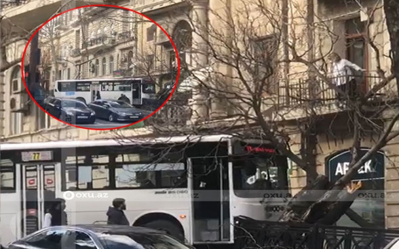 Bakıda iki sərnişin avtobusu toqquşub 