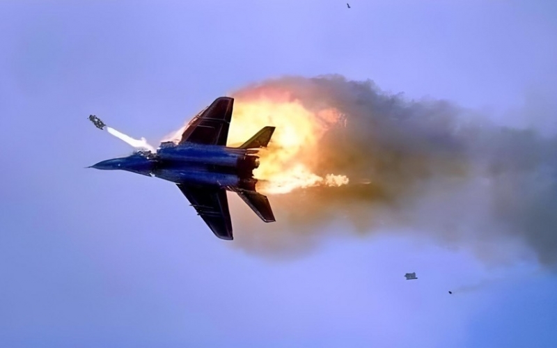 Rusiyanın qırıcı-bombardmançı təyyarələri vuruldu 
