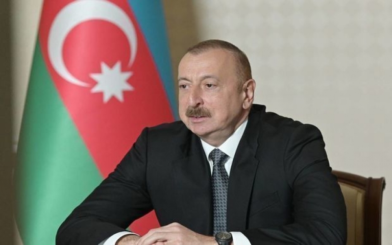 İlham Əliyev Macarıstan prezidentini təbrik etdi 