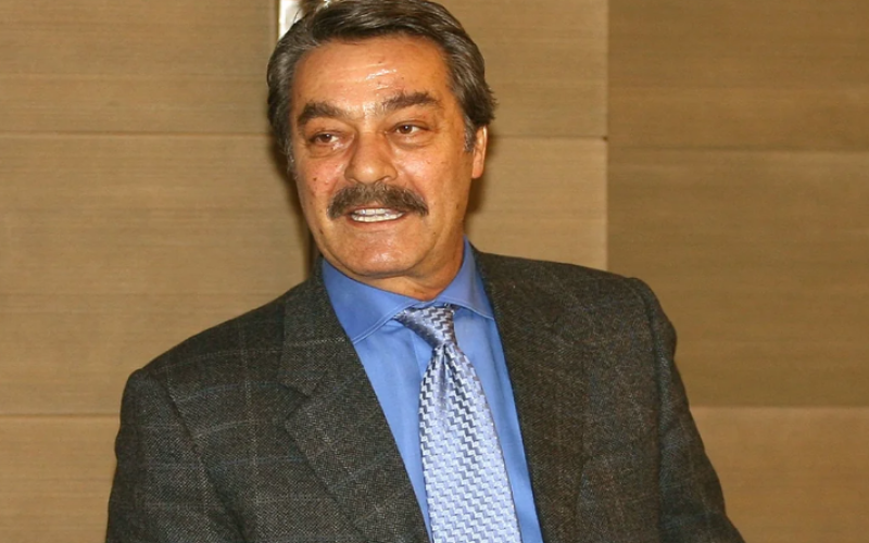 Kadir İnanır xəstəxanaya yerləşdirildi 