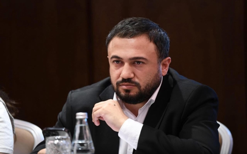 Mərahim Nəsibin yeni hekayəsi:  “İntihar ağacı”