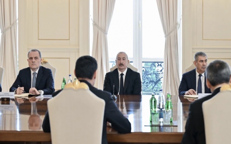 İlham Əliyevin Türkmənistan Prezidenti ilə geniş tərkibdə görüşü oldu  - FOTO